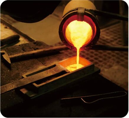 comprar Soluciones industriales de fusión por inducción de metales ferrosos y no ferrosos Fabricación en línea